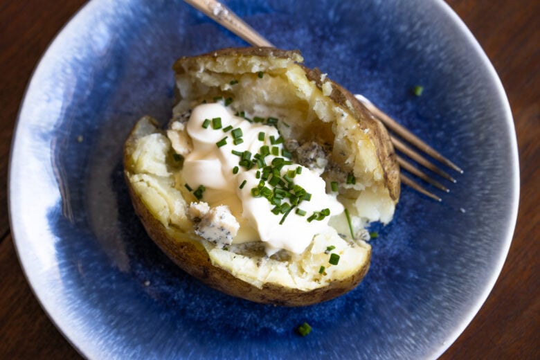 with blue cheese oven baked potatoes
