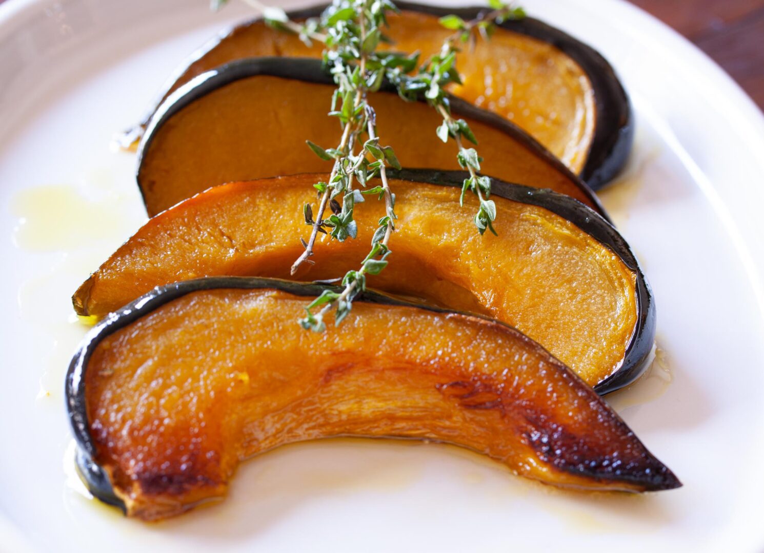 Green acorn squash with honey vinaigrette