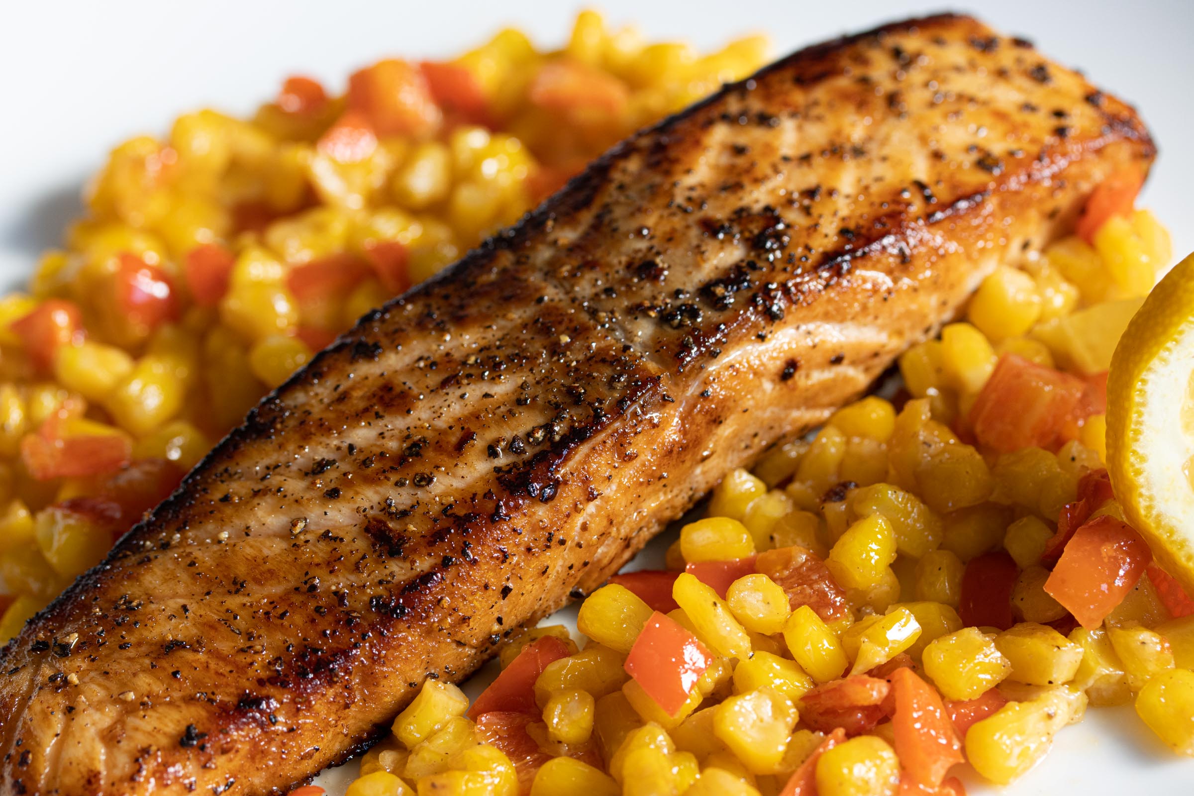 Pepper Crust Salmon With Creamed Corn And Bell Peppers Pepper Crust Salmon With Creamed Corn And Bell Peppers