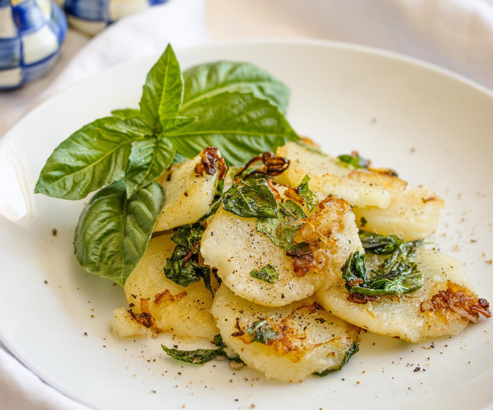 potatoes with basil potatoes with basil