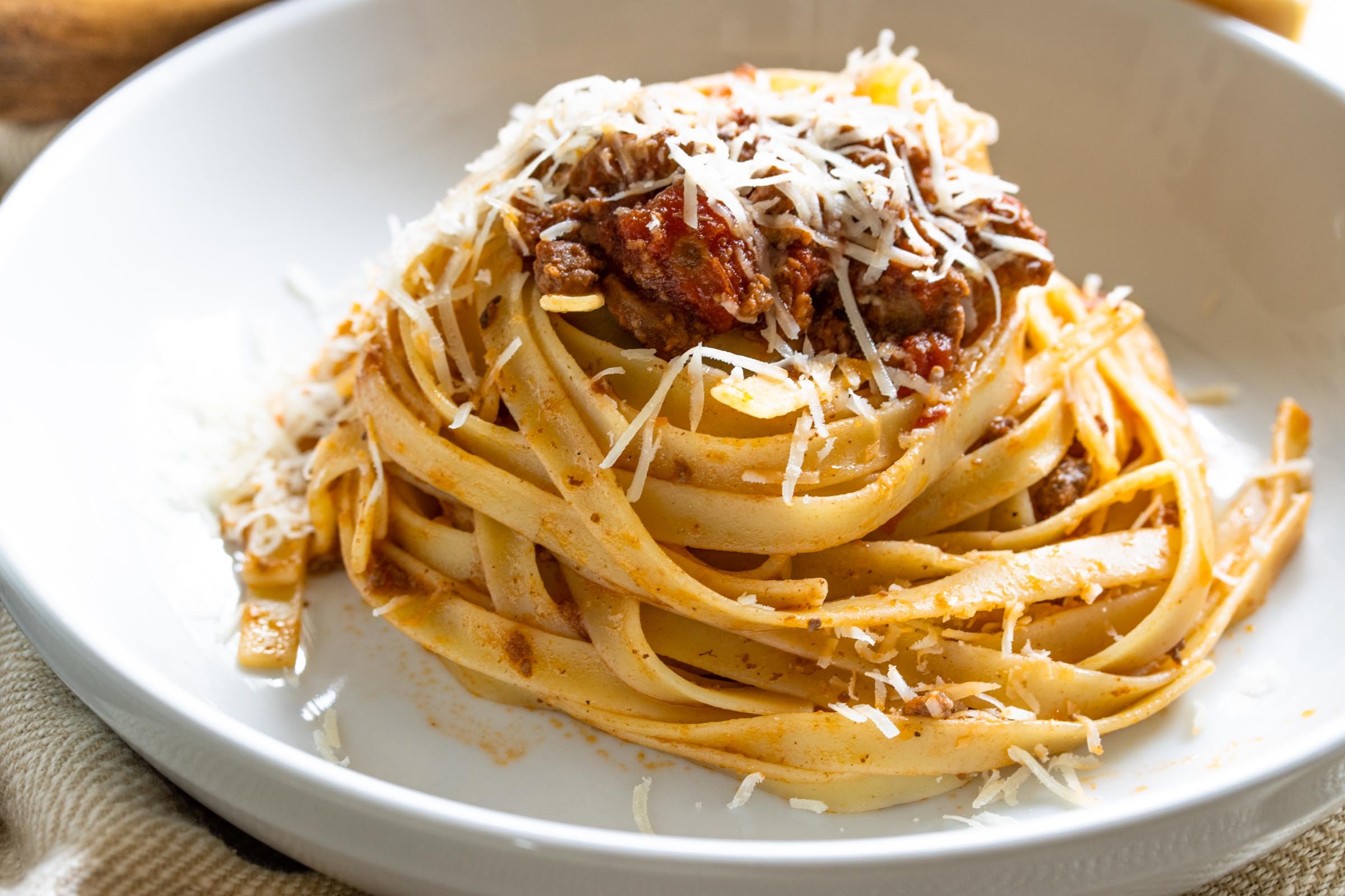 Ragu alla Bolognese Ragu alla Bolognese